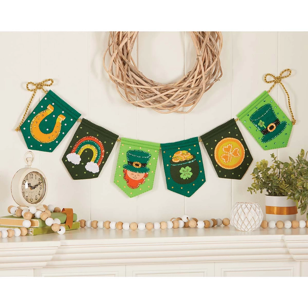 Felt Street Luck Of The Irish Banner Felt & Sequin Kit 3 Felt Street Luck Of The Irish Banner Felt & Sequin Kit