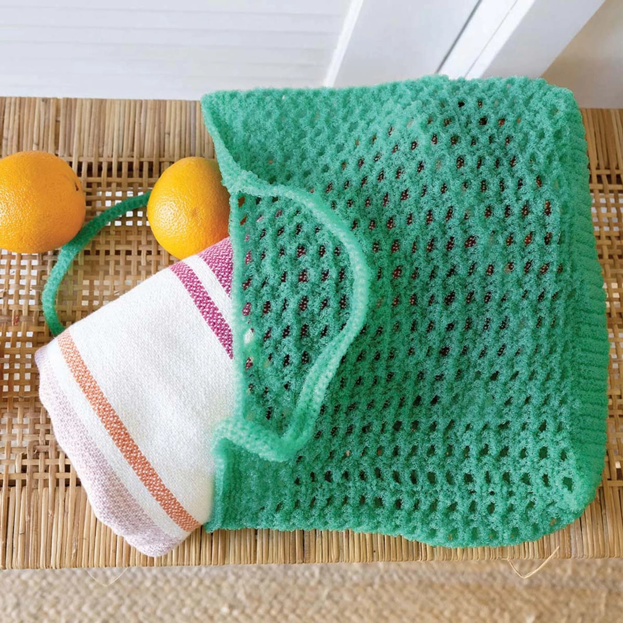 Lion Brand Mesh Market Bag Crochet Kit 4 Lion Brand Mesh Market Bag Crochet Kit - Image 2