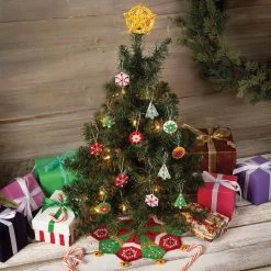 Bucilla Merry Miniatures Felt & Sequin Kit