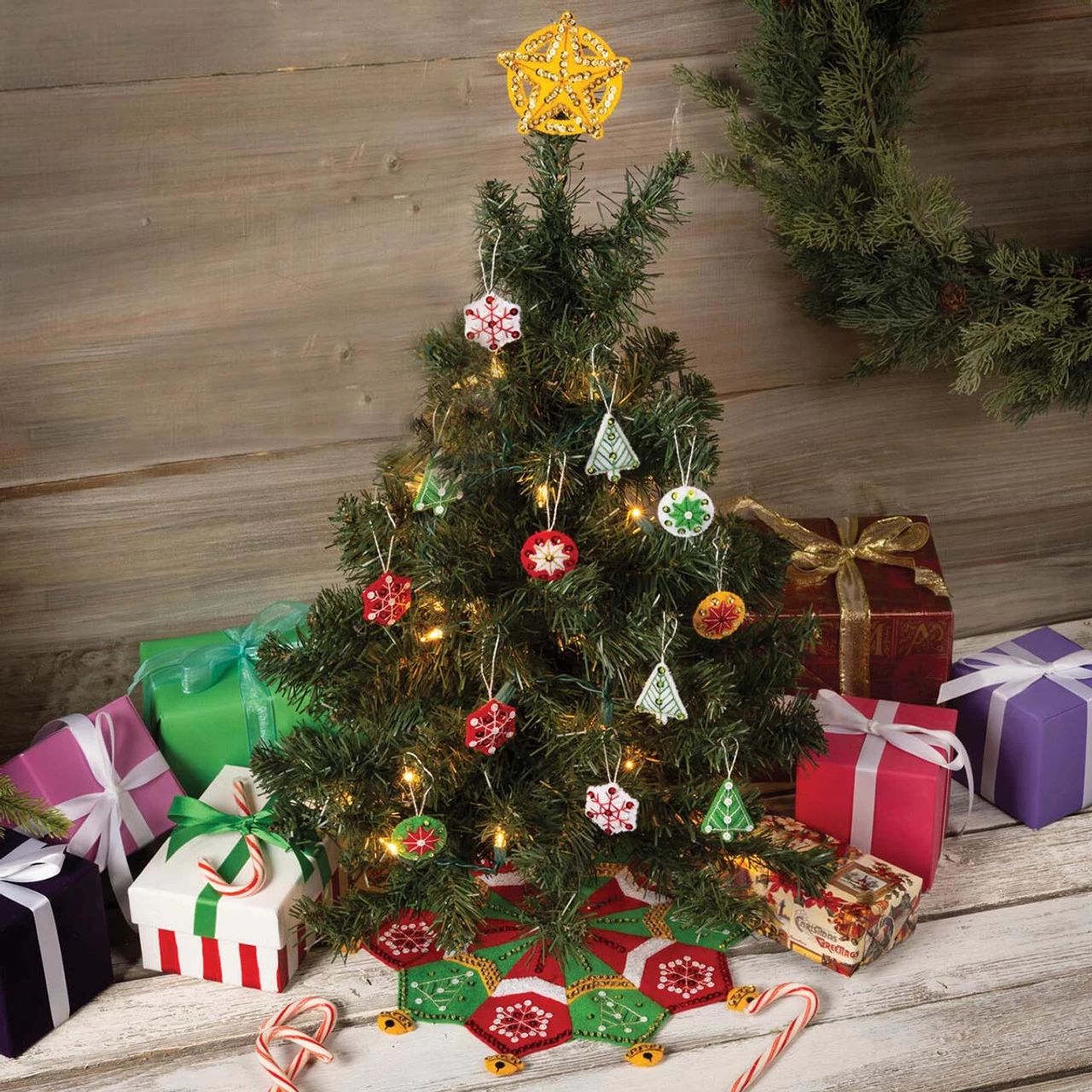 Bucilla Merry Miniatures Felt & Sequin Kit 3 Bucilla Merry Miniatures Felt & Sequin Kit