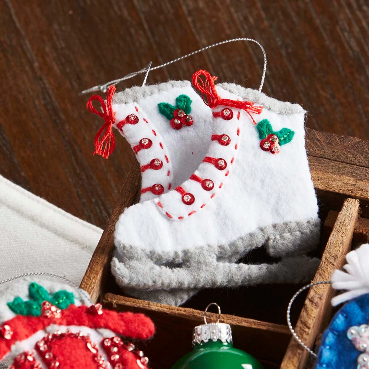 Felt Street Outdoor Fun Felt & Sequin Kit 5 Felt Street Outdoor Fun Felt & Sequin Kit - Image 3