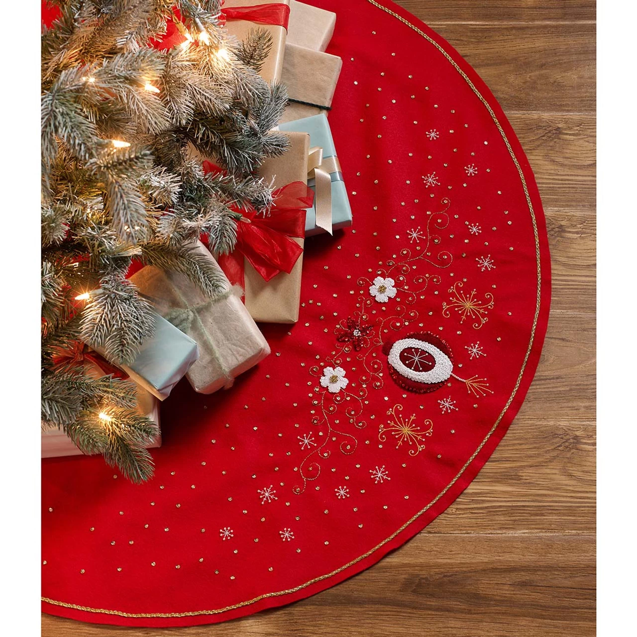 Bucilla Holiday Elegance Tree Skirt Felt & Sequin Kit 3 Bucilla Holiday Elegance Tree Skirt Felt & Sequin Kit
