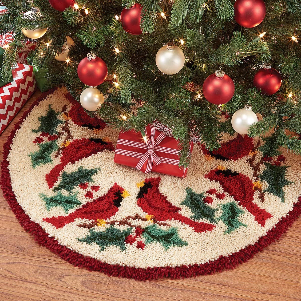 Herrschners Cardinal Twosome II Tree Skirt Latch Hook Kit 3 Herrschners Cardinal Twosome II Tree Skirt Latch Hook Kit