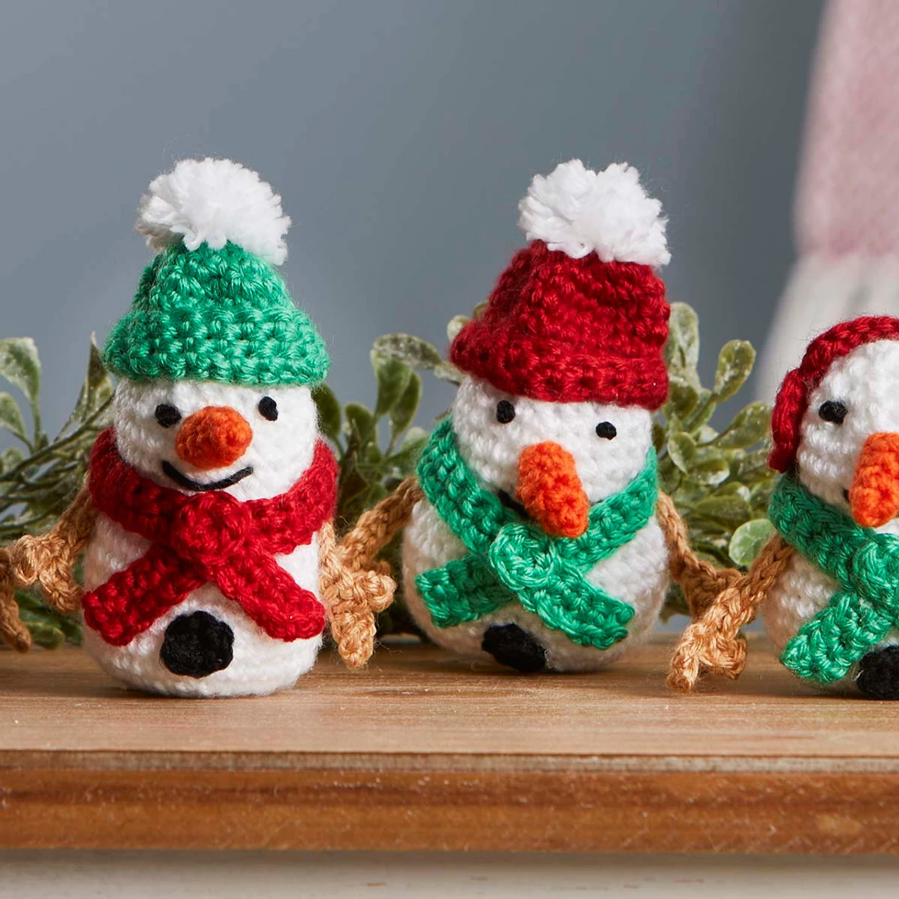 Herrschners Frosty Fellows Crochet Kit 4 Herrschners Frosty Fellows Crochet Kit - Image 2